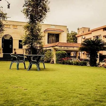 Bed And Breakfast Magnolia Islamabad Exterior photo