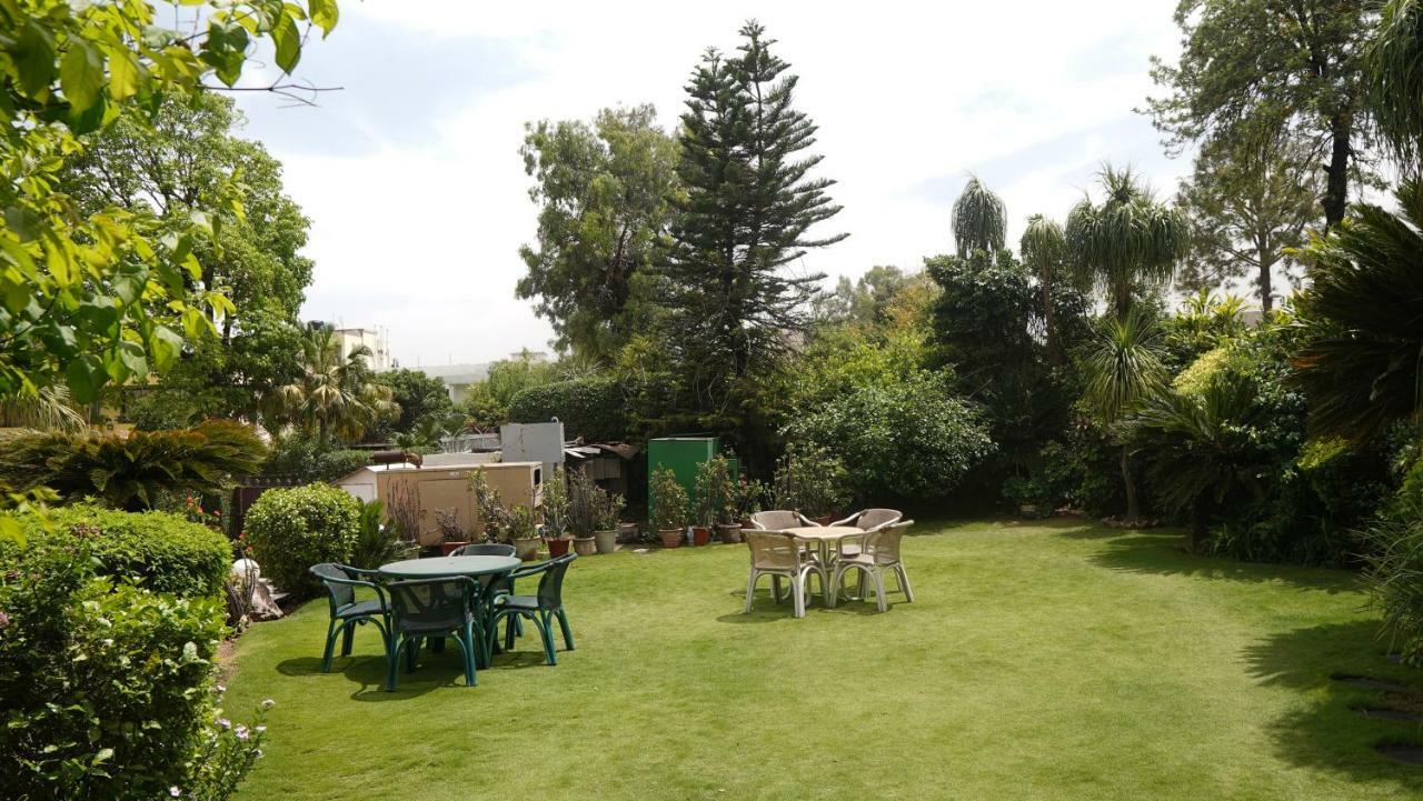 Bed And Breakfast Magnolia Islamabad Exterior photo