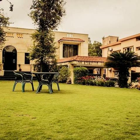 Bed And Breakfast Magnolia Islamabad Exterior photo